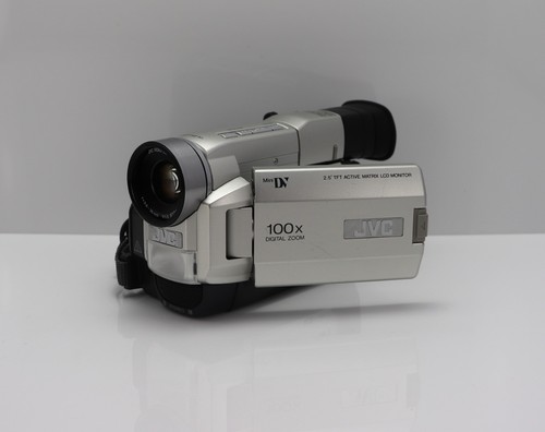 Jvc dvl100e camcorder - jvc, gr-dvl100e