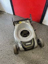 Titan TTLMP300SP40 41cm 125cc Petrol Lawn Mower Grass Cutting Deck