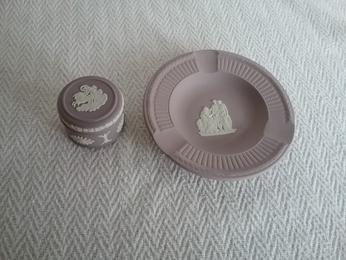 Wedgwood jasperware lilac - jasperware, pin