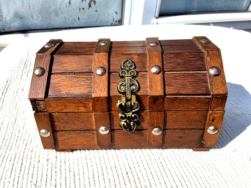 Vintage pirates treasure chest - treasure,