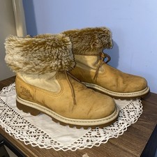 Caterpillar cat Women’s faux Fur Lined Boots Size 5 Wide