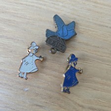 Vintage Peter Storm Enamel Pin