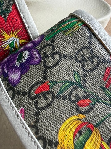 Gucci sliders - gucci,