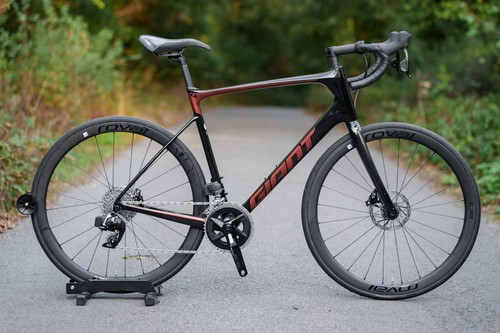 Giant defy advanced rival - giant,
