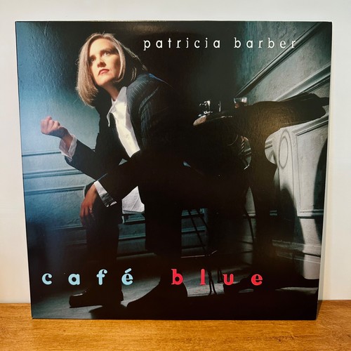 Cafe blue patricia barber - blue,