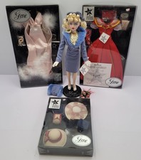 Gene Collection Ashton-Drake Galleries. 1x Doll. 4x Outfits. Made in 2000