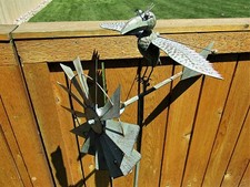 Whimsical Moving Kinetic Metal