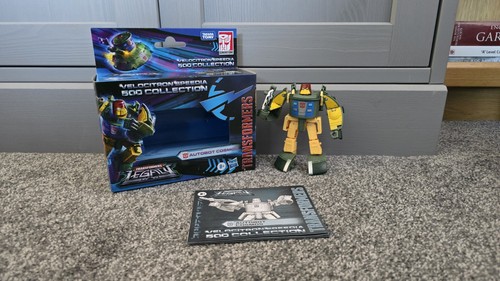 Transformers legacy velocitron - transformers,