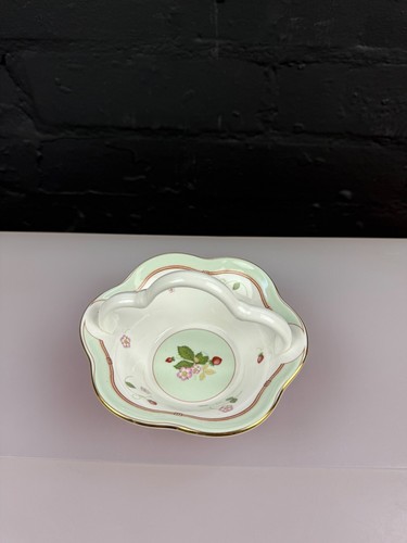 Wedgwood wild strawberry - wild,