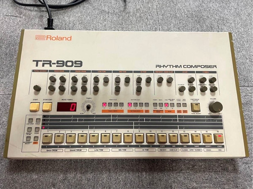 Roland 909 rhythm composer - tr-909,