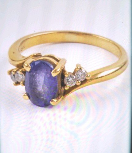 18ct yellow gold tanzanite - yellow,