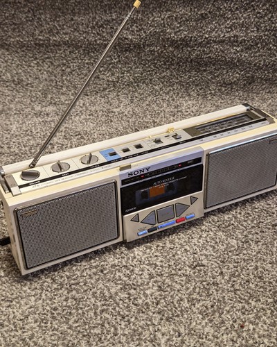 Sony cfs f11 yokohama boombox - cfs-f11,