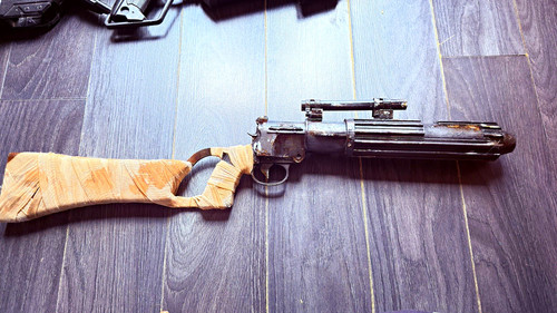 Star wars sci blaster prop - star,