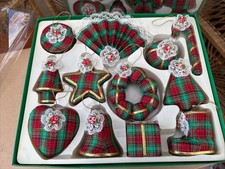 vintage christmas Set Of 12 Baubles Tree Decorations Tartan Fabric Gold Trim