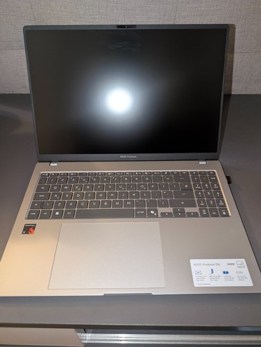 Asus vivobook s16 - laptop,