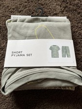 BNWT M&S Boys Age 11-12 Green