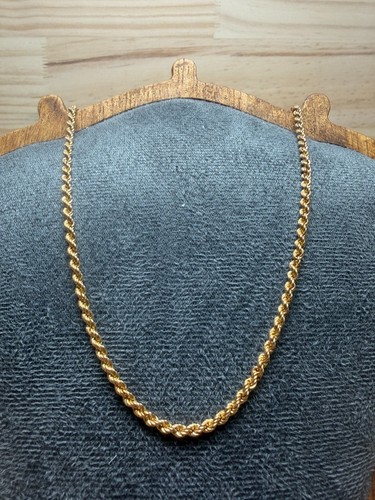 18ct yellow gold - 18ct,