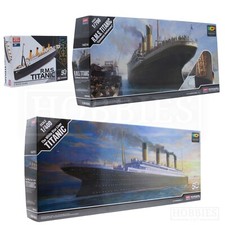 Academy rms titanic model kit - model,
