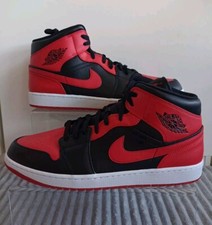 NIKE AIR JORDAN 1 MID ,,Banned