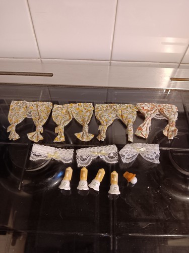 Sylvanian families curtains - families,