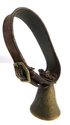 Vintage sheep goat animal bell - sheep/goat,