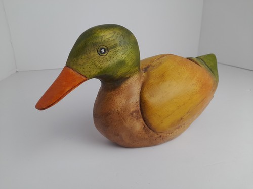 Decorative wooden wall mallard
