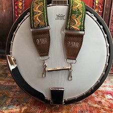 VTAR Handmade Green Celtic