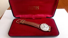Vintage Smiths De Luxe Gold