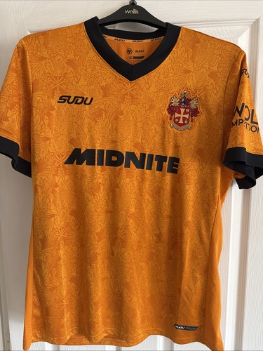 Wolverhampton wanderers home - wanderers,