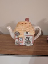 Ceramic Thatched Cottage