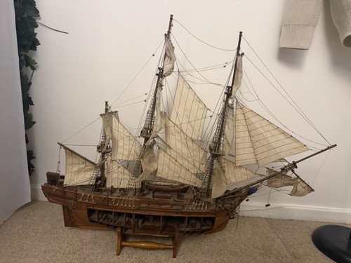 Wooden model hms bounty - wooden, 1783