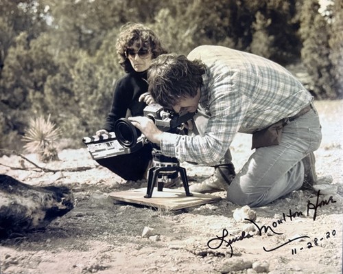Linda moulton howe signed - howe,