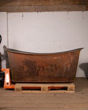 Antique Cast Iron Empire Bath
