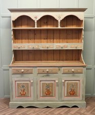 A Superb Artisan Painted