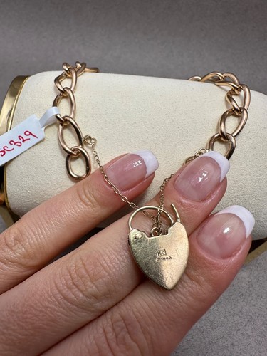 Pre owned 9ct yellow gold - owned,