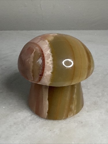 Banded agate mushroom - 3”,