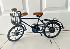Vintage Style Metal Bicycle