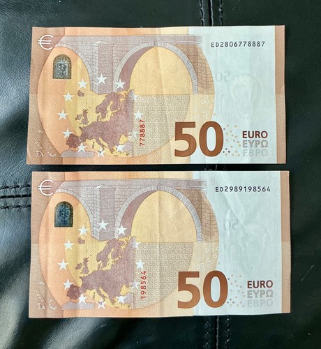 100 euro holiday money - euro,