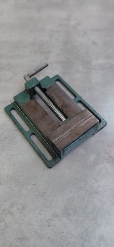 Drill press vice used jaws - 4",