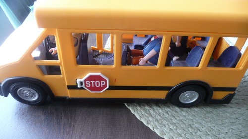 Playmobil yellow school - yellow,