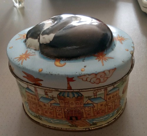Small oval lidded tin storage - small,