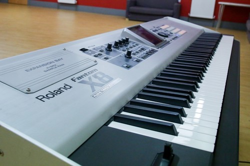 Roland fantom fully - roland,