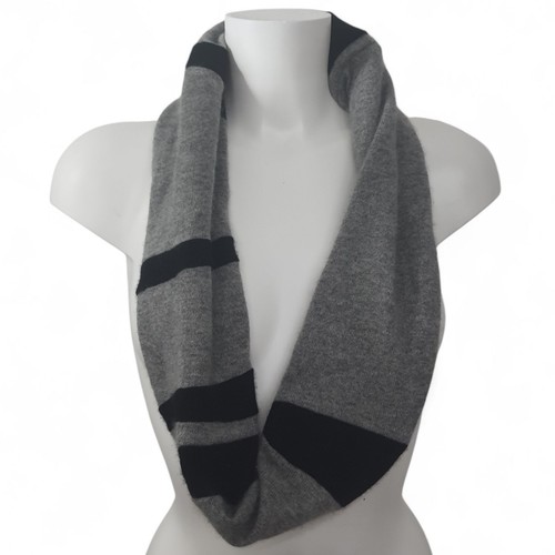 Grey black upcycled pure - black,
