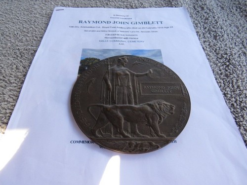 Officers death plaque to - 1,
