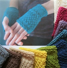 Ladies S/M 100% MERINO WOOL Handmade Wrist Hand Warmers Fingerless Gloves
