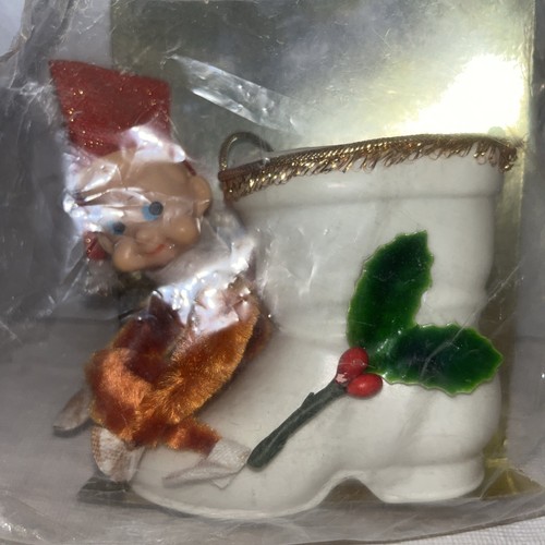 Vintage white santa boot - white,
