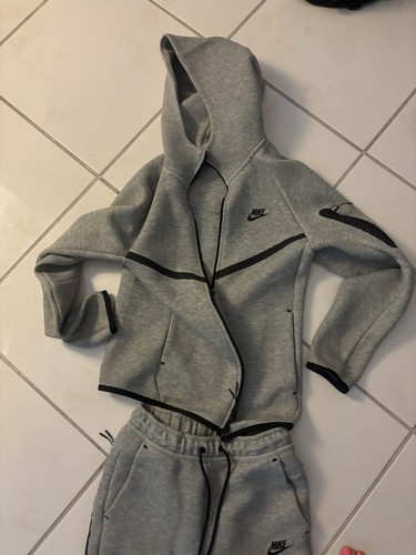 Nike pants adult size - s, tech