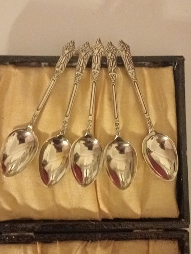 Boxed vintage apostle - boxed,