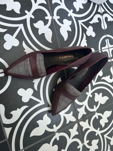 Women leather shoes - women's,