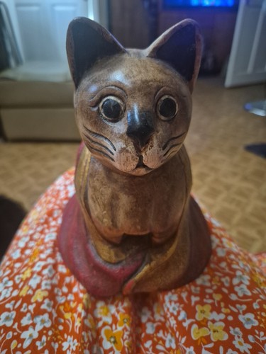 Wooden cat sat down - wooden, ornament